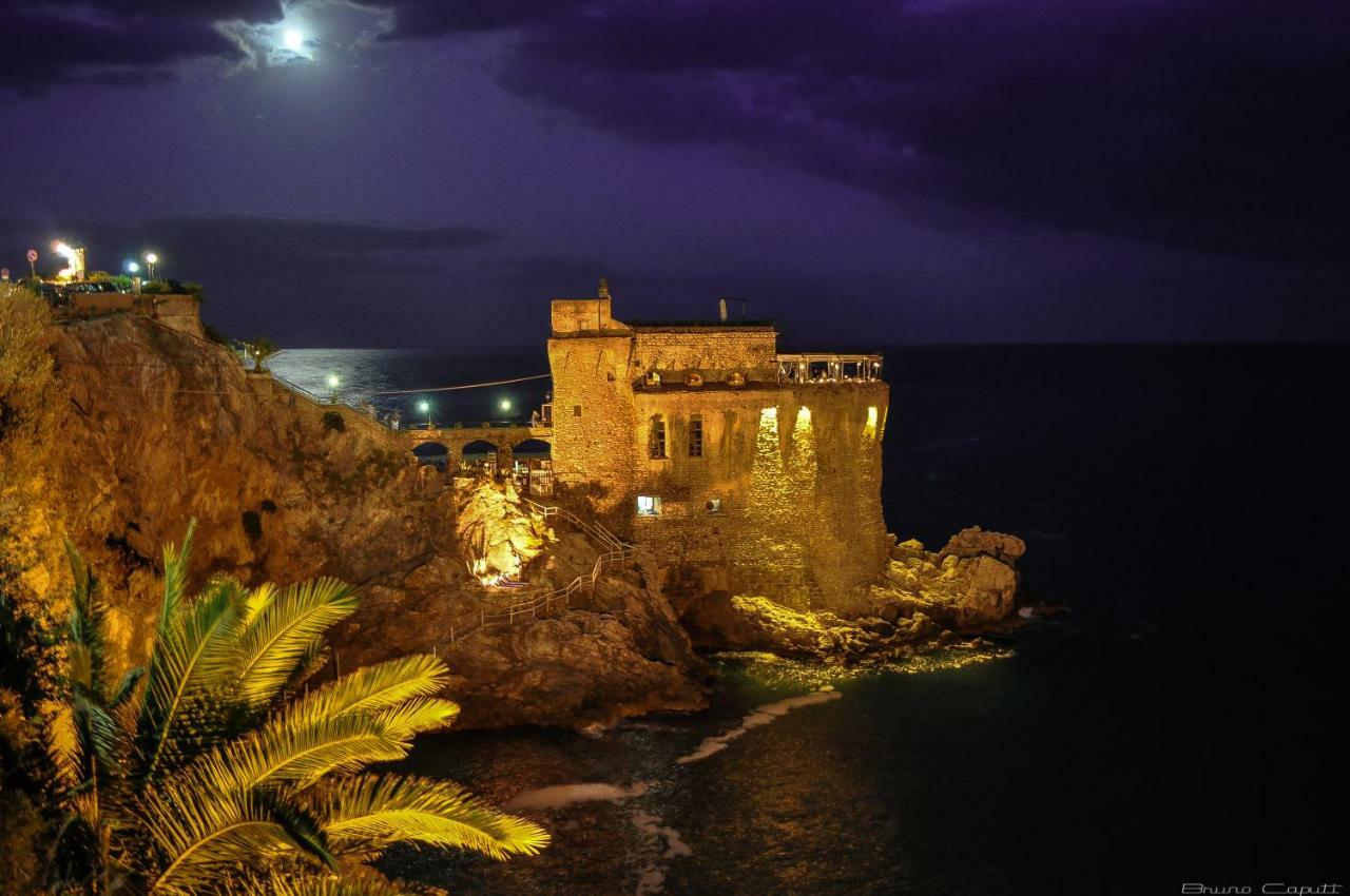 Holiday Home Amalfi Coast Maiori Buitenkant foto